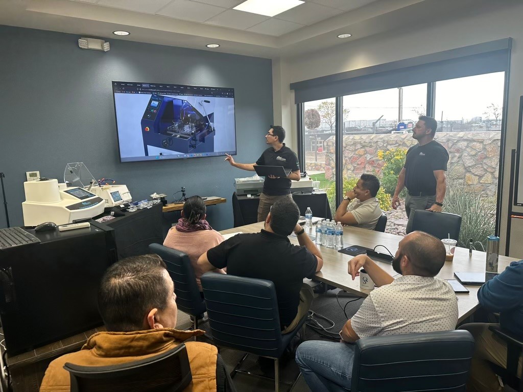 PACE Technologies engineer leading a method development session at the Tucson training center
